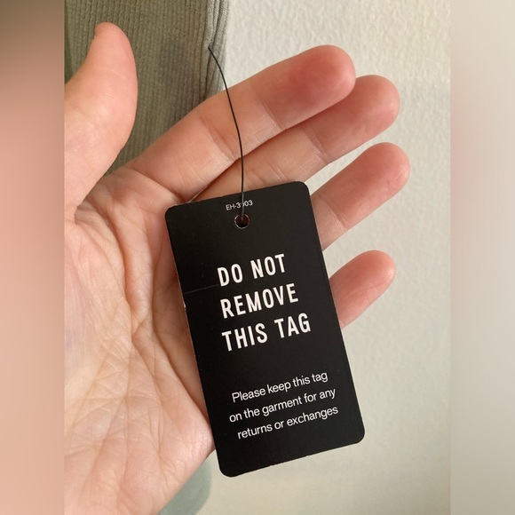 Express Flutter Sleeve Button Suit Green Ribbed XL NWT - Picture 4 of 8